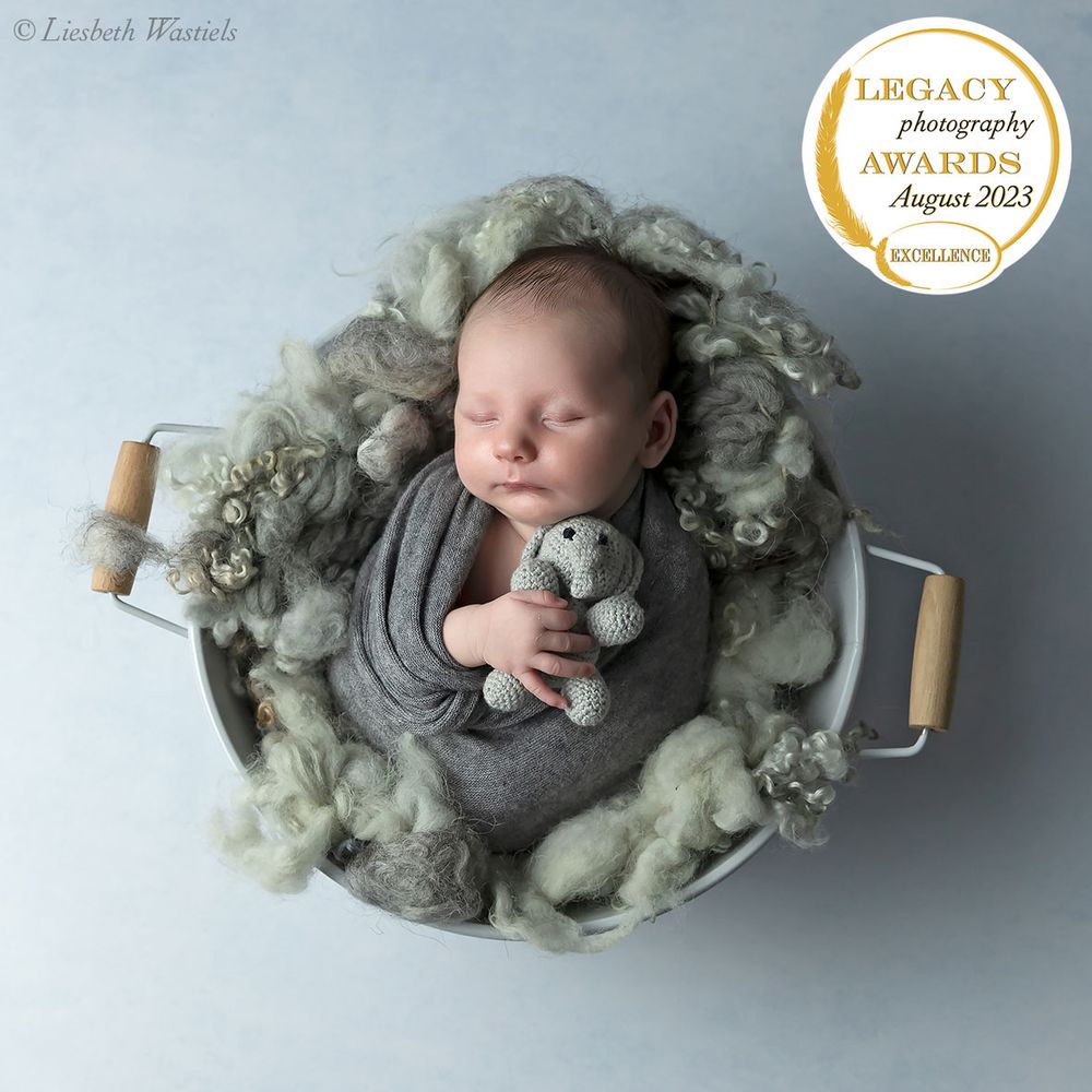 newborn shoot - baby shoot - zwangerschapsshoot - cake smash - Little Me Fotografie - oost vlaanderen