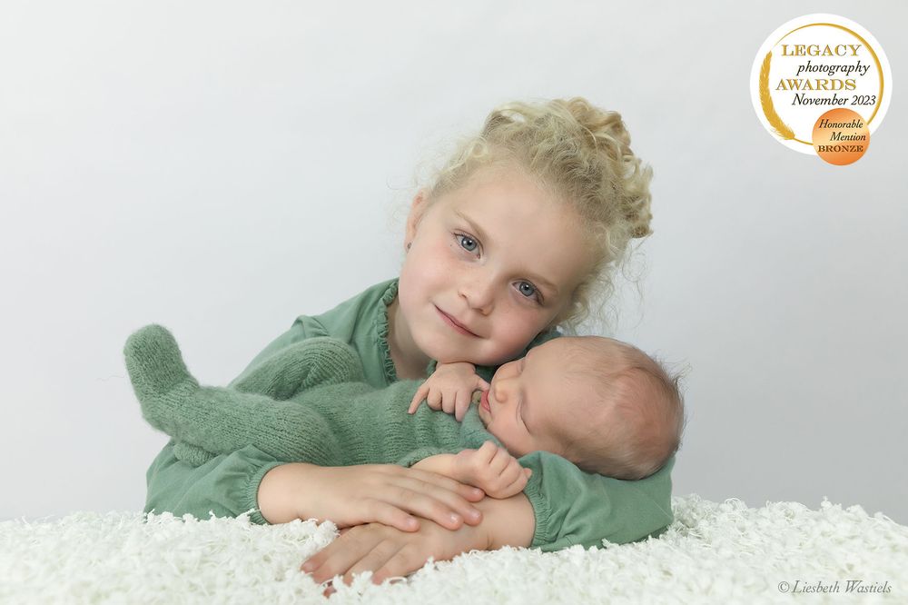 newborn shoot - baby shoot - zwangerschapsshoot - cake smash - Little Me Fotografie - oost vlaanderen