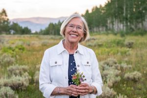 Beautiful portrait photographer in the mountains - Midway, Utah and Park City, Utah.
