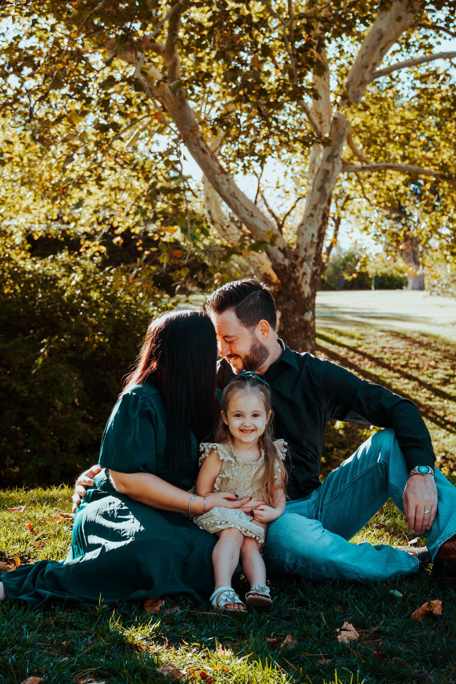 Family Outdoor Spring Love Cayna Hunter Photography