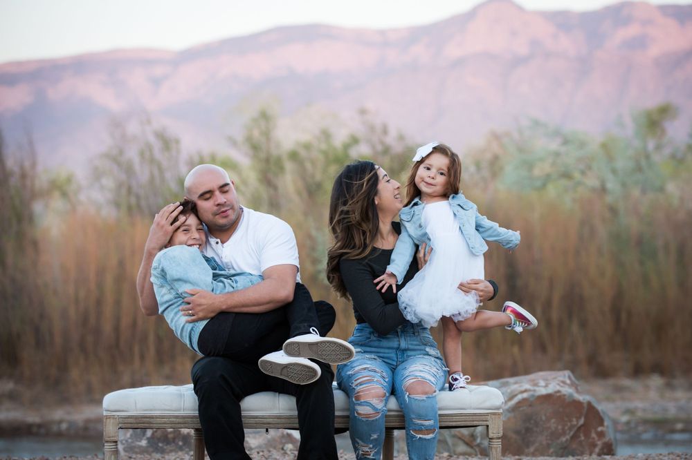 Easy Access Rio Rancho Sandia Mountains Family pictures