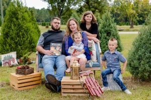 Christmas family portraits Christmas tree farm family portraits
