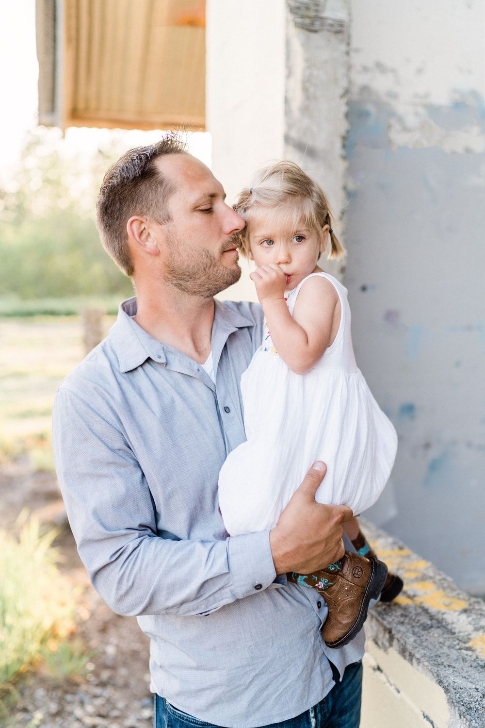dad and daughter rustic location lifestyle family photographer cristy holcomb pacific northwest