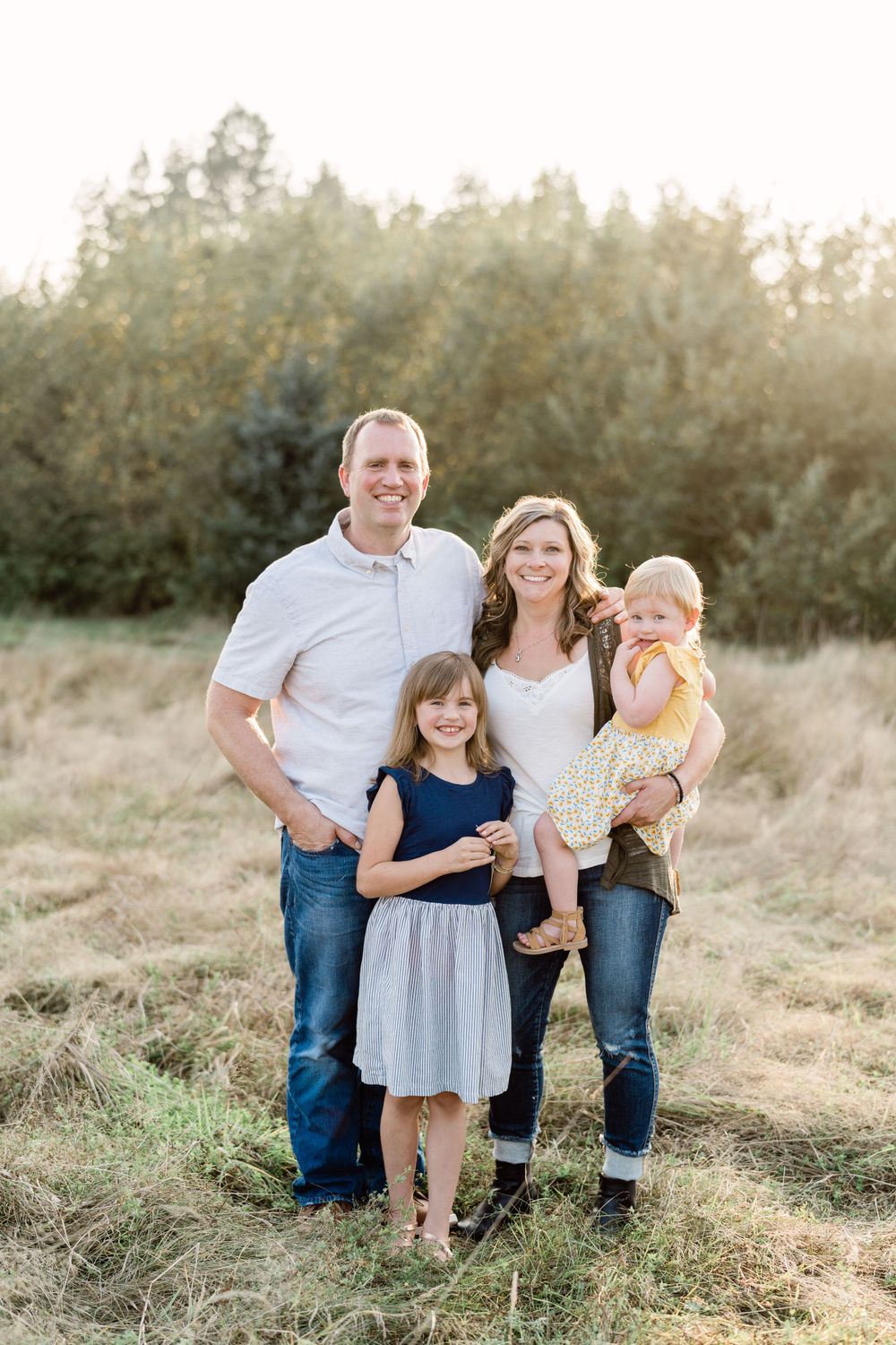 family portrait in a field sunset photographer washington state cristy holcomb