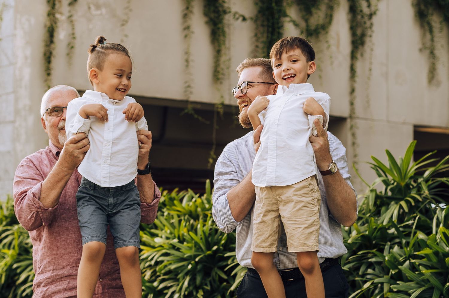 Wardrobe guide for family and portrait photoshoot | Anastasia Sokyrka Photography, portrait photographer in Saigon