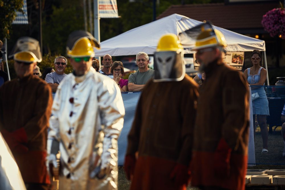 Spectators watching Iron Pour in Frankenmuth
