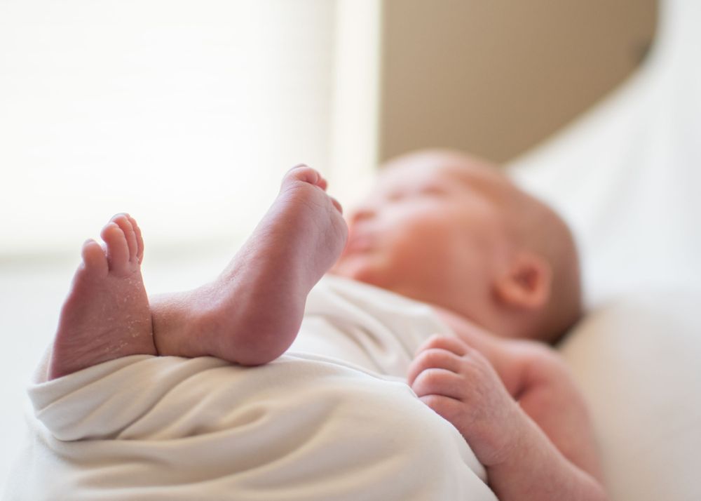 newborn, photography, photoshoot, professional, white, feet