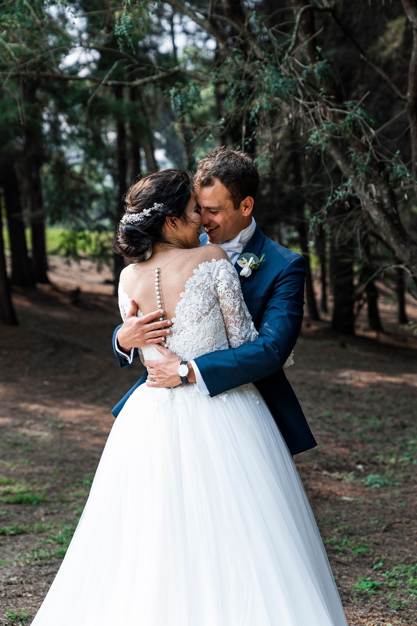 romantic wedding photo, bride and groom in love, Antigua Guatemala wedding, luxury wedding photographer, destination wedding photography