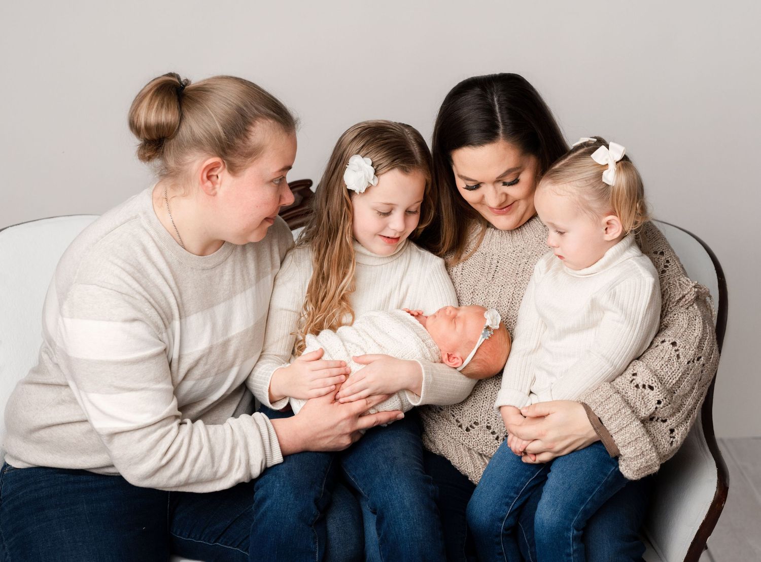 buffalo photo session newborn photographer buffalo photographer wny photographer baby photographer family photographer