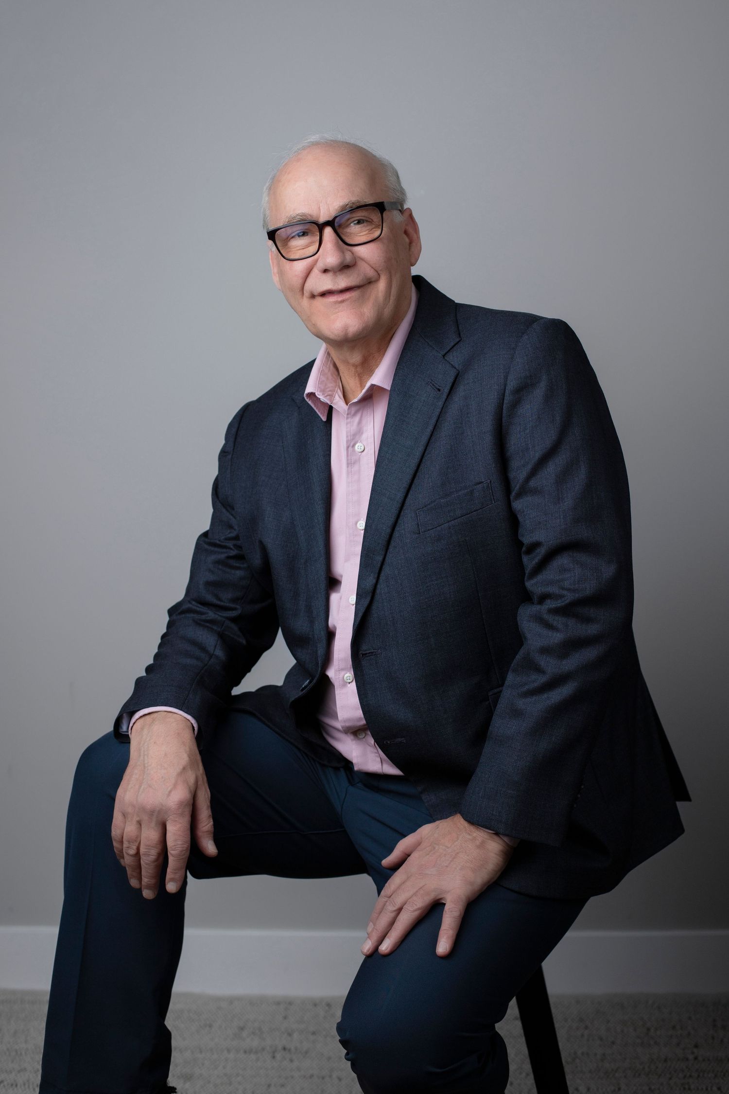 Personal branding session for Pittsburgh real estate agent in Abby Gleason Photography studio in South Hills, PA