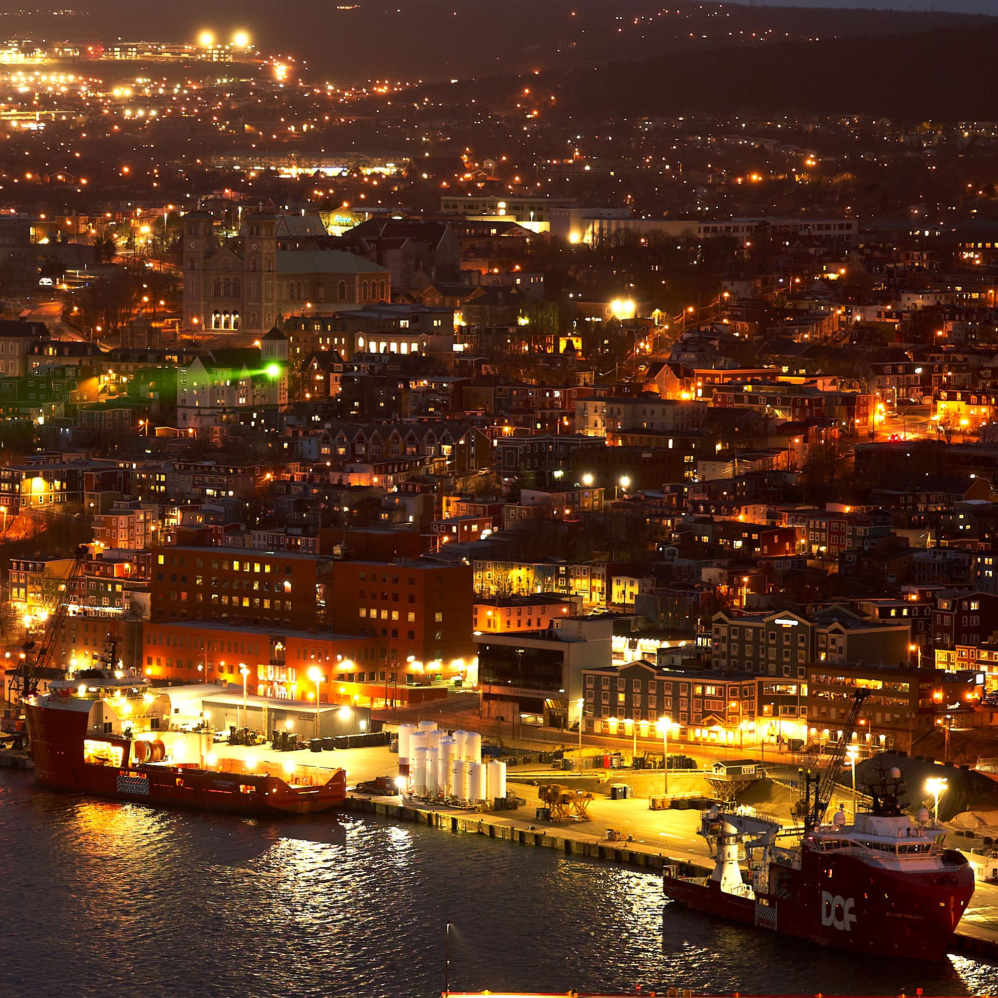 EXPLORE ST JOHN'S HARBOUR IN NEWFOUNDLAND, CANADA AT NIGHT