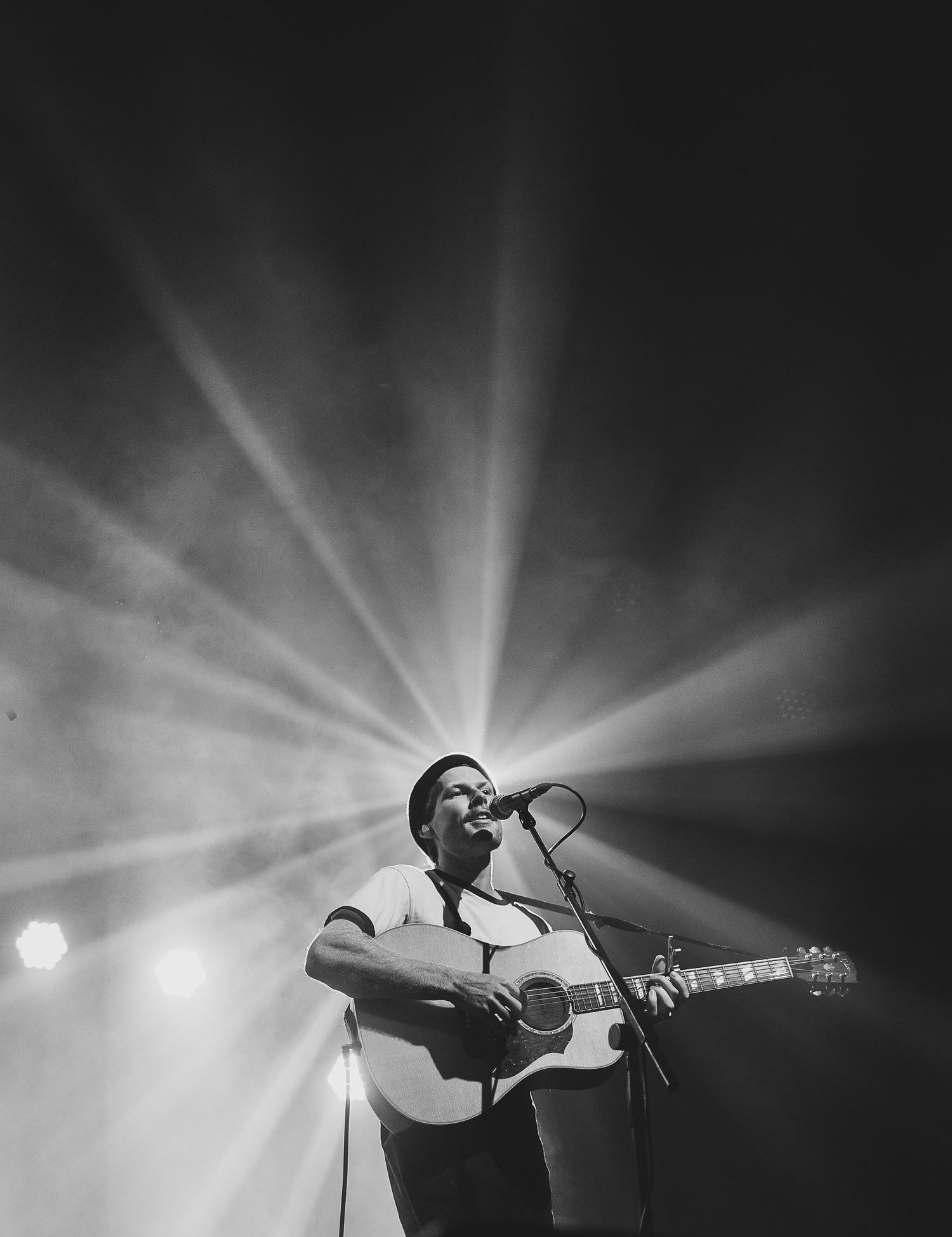 Hollow Coves Matt Carins Supporting Passenger The Tivoli October 2022 Gig Photography