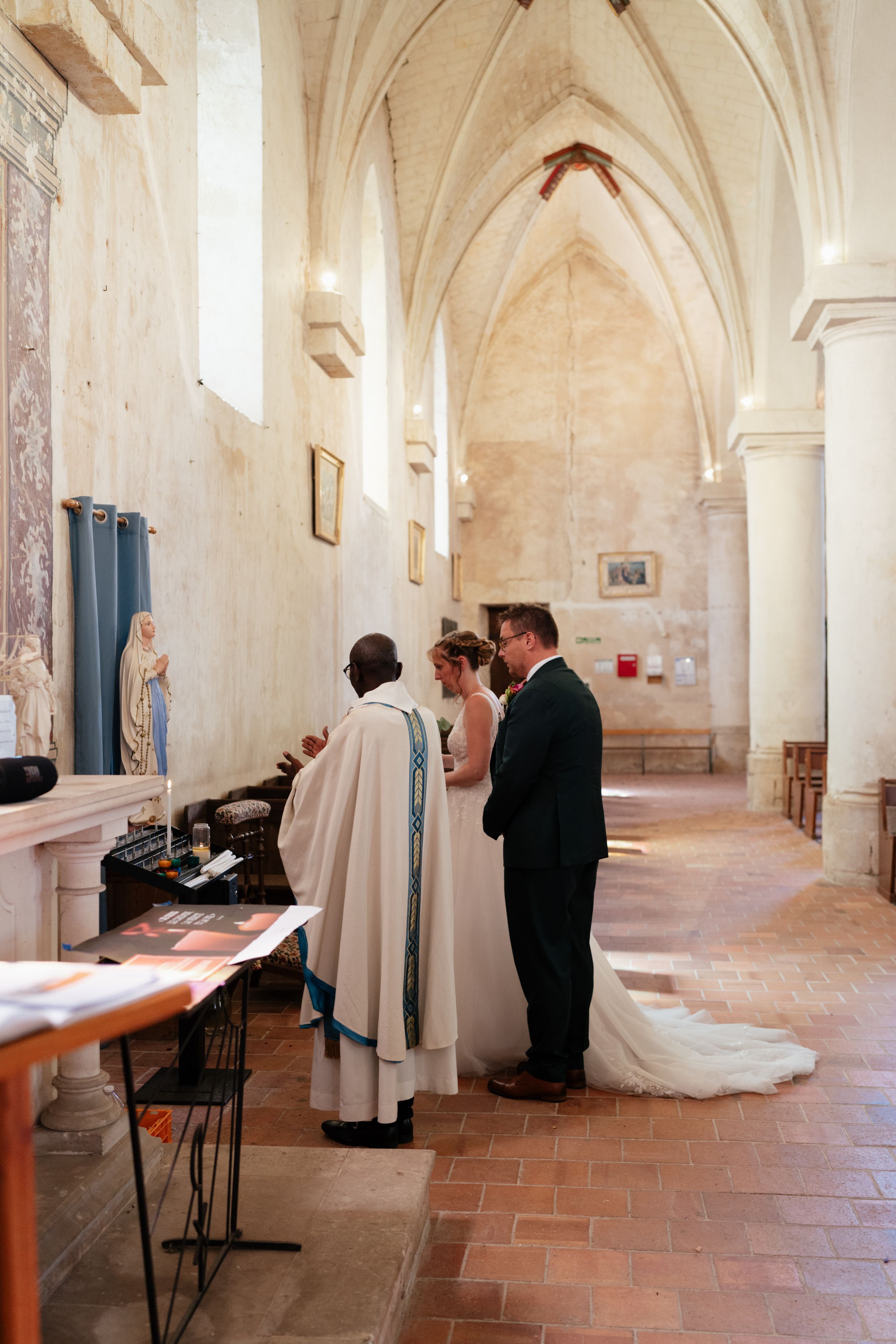 Photographe Mariage Eglise Parigné l'évêque, Sarthe
