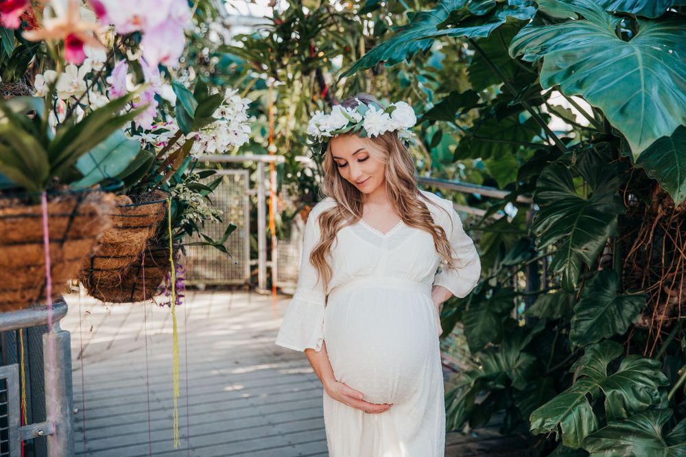 Cleveland Maternity Photographer, Cleveland Maternity Photography, Chagrin Falls Maternity Photographer