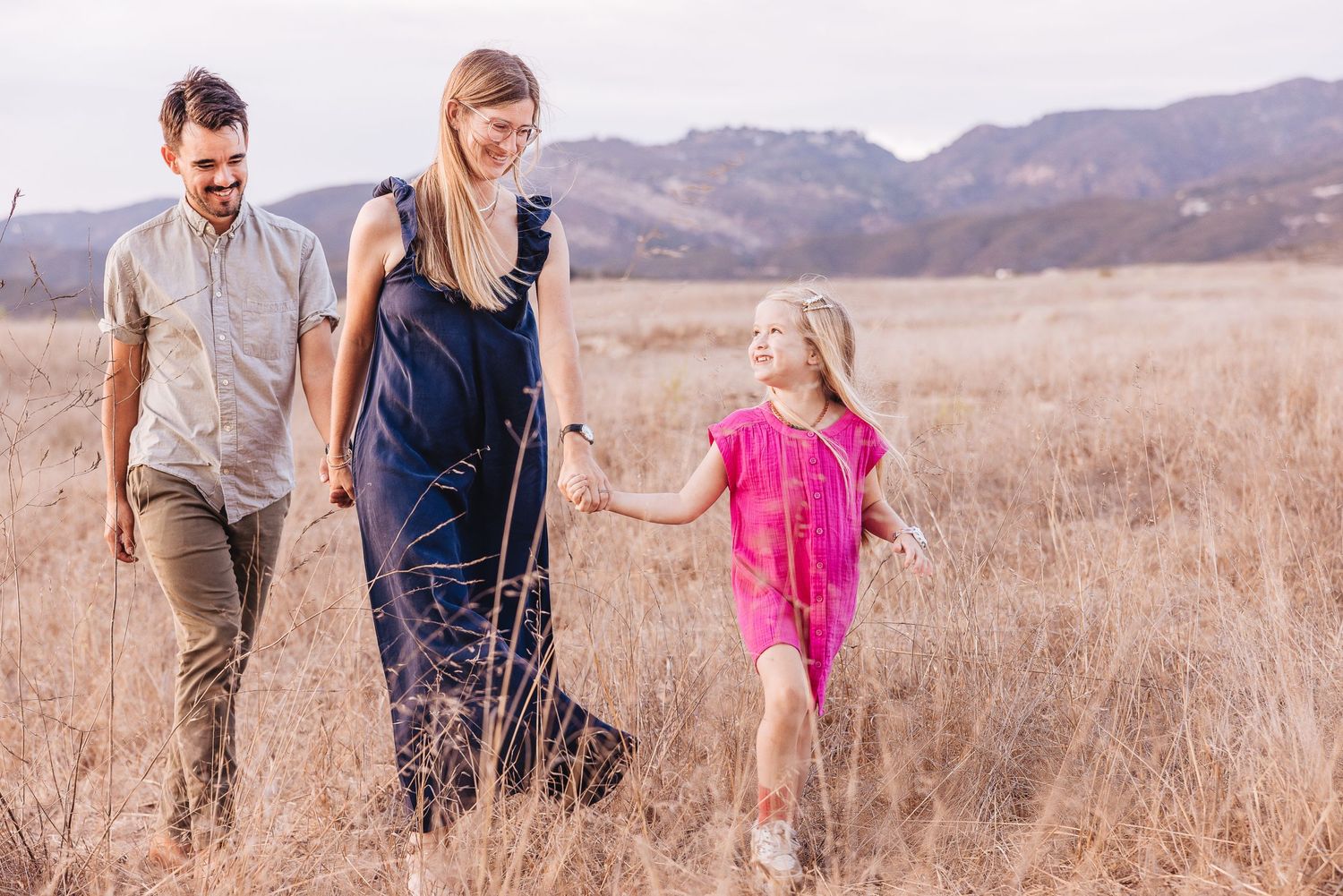 what to wear to my next family photo shoot in Santa Barbara with Tristin Tracy Photography