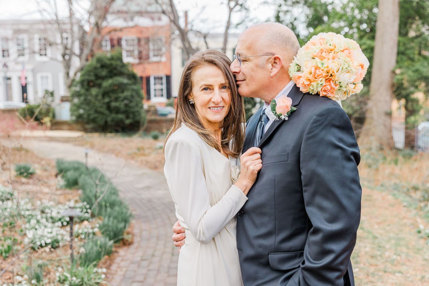 OLD TOWN ALEXANDRIA VIRGINIA ELOPEMENT PICTURES