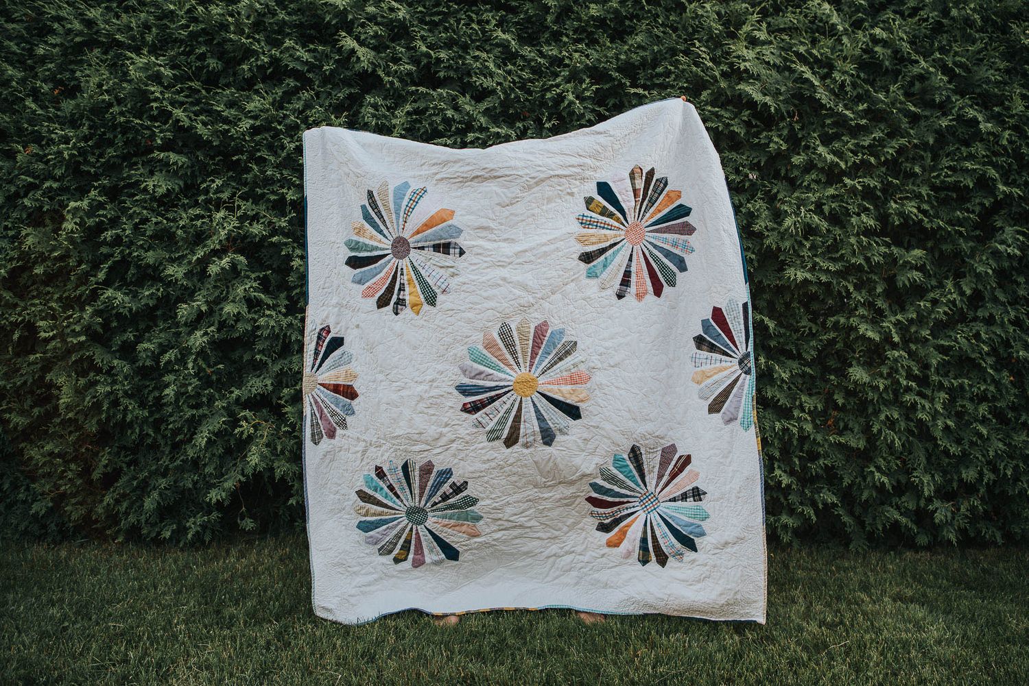 Beautiful and fresh feeling memorial quilt made with dress shirts and Kona quilting cotton.