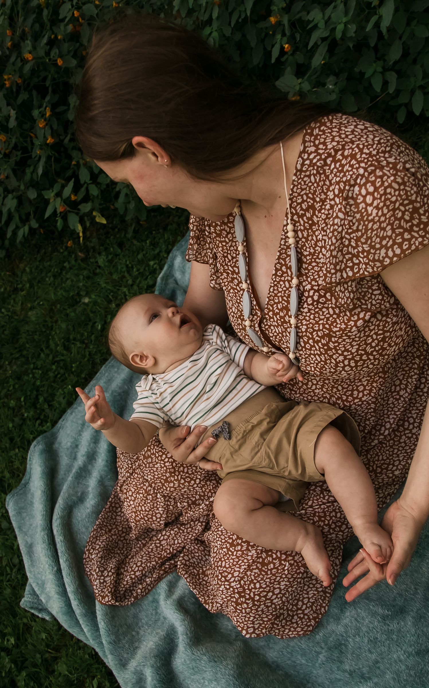 mother baby child lifestyle outdoor session