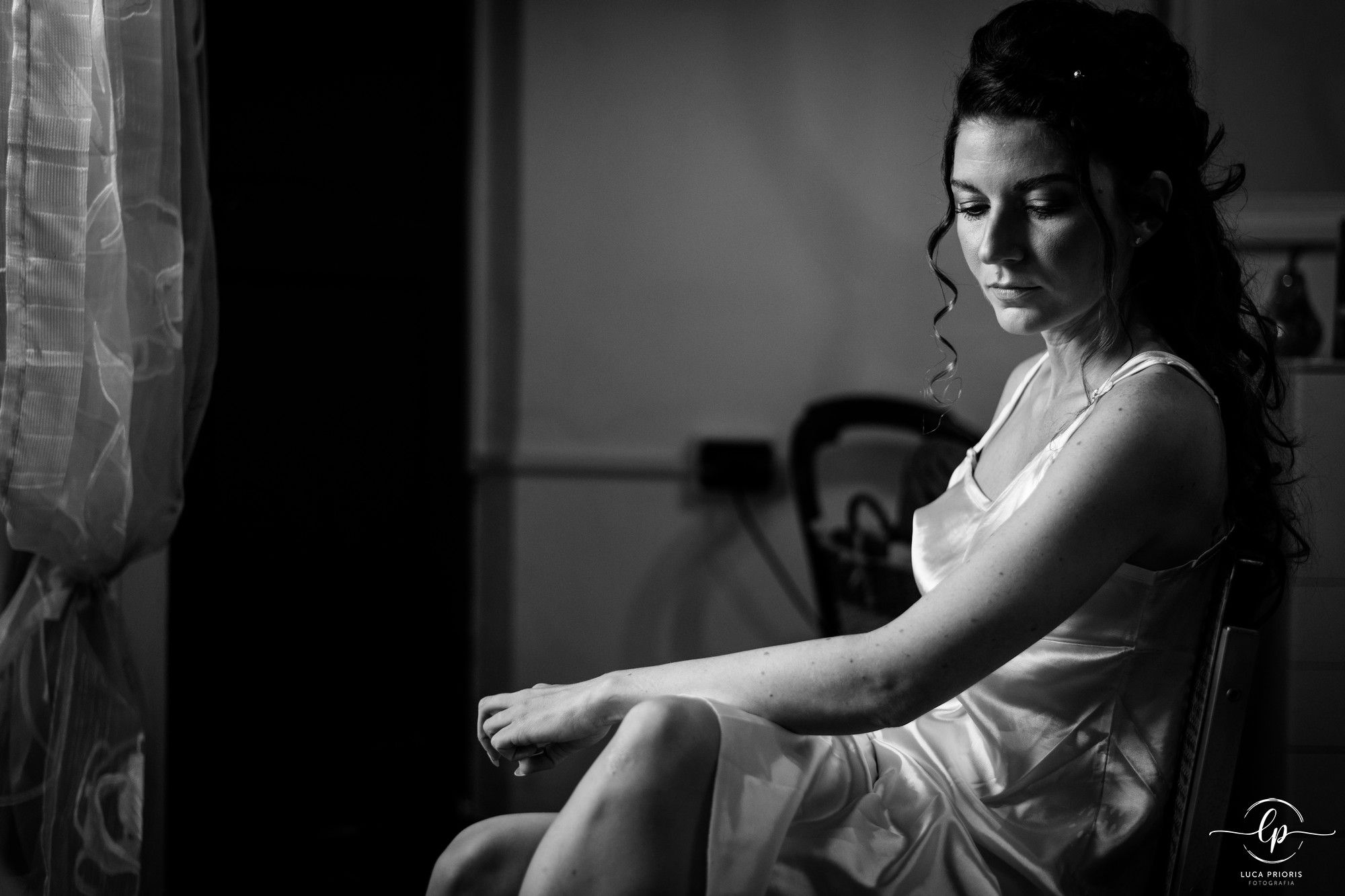 ritratto alla sposa in casa