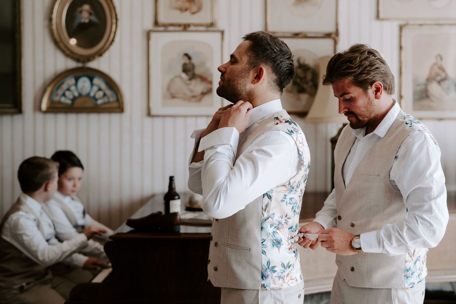 Pennard-house-summer-wedding-groom