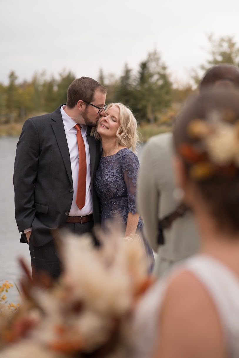 Intimate elopement with family in park city