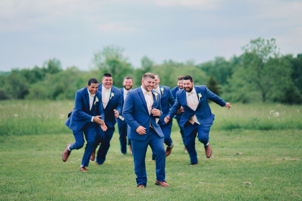 groom and groomsmen
