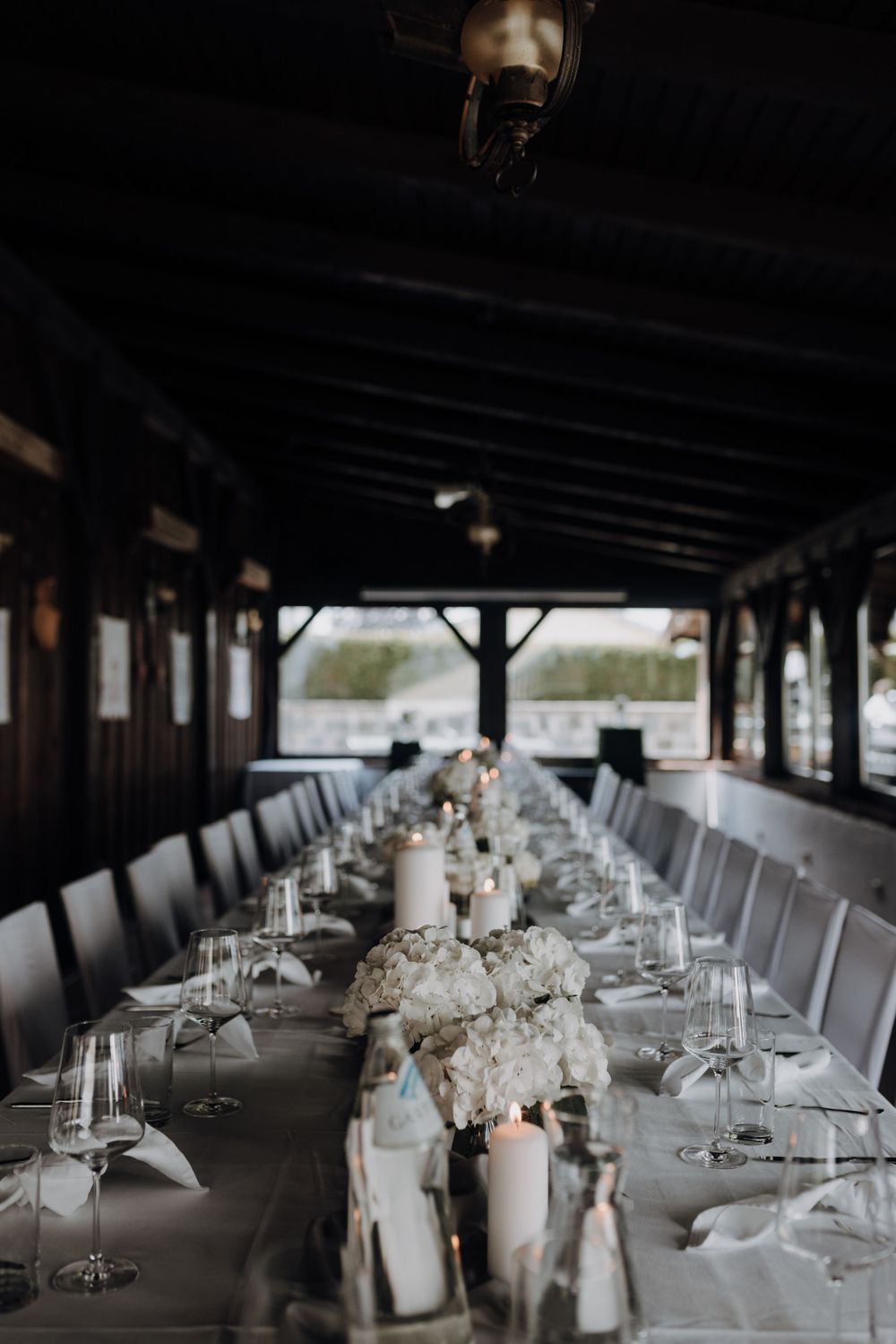 Dekorierter Hochzeitstisch