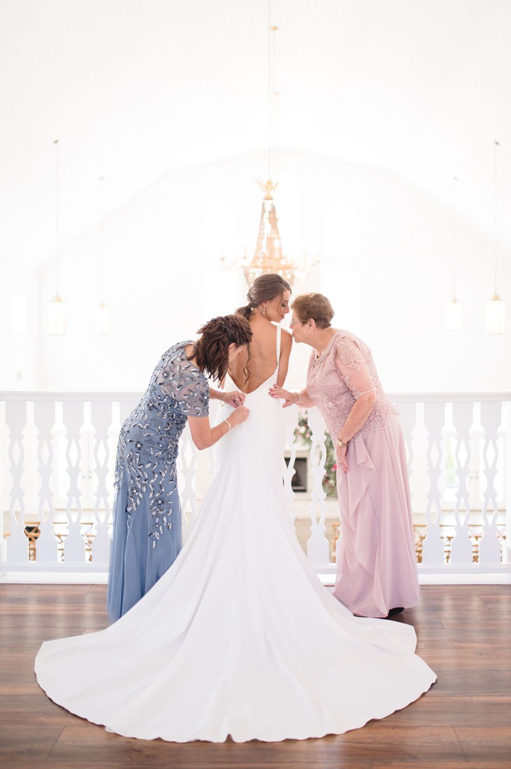 Ceremony, engaged, wedding photographer, Huntsville Alabama, wedding venue, wedding florist, Harvest Hollow, bride