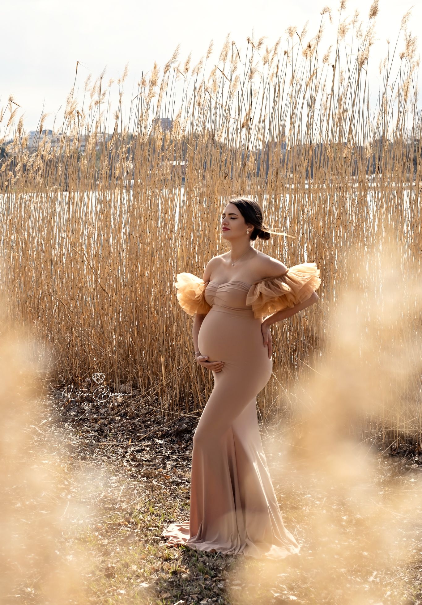 Gravidfotografering ute i naturen