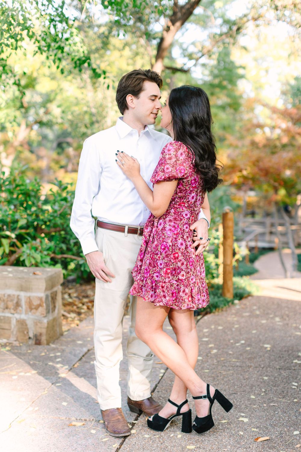 Fall Engagement Session at the Fort Worth Botanic Gardens in Fort Worth ...