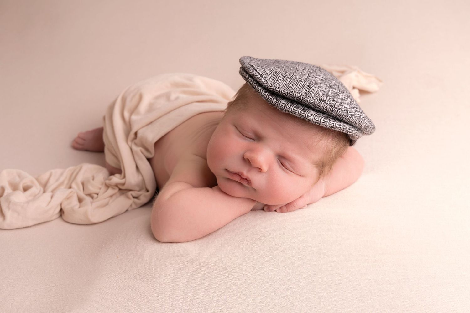 simple posed with flatcap
