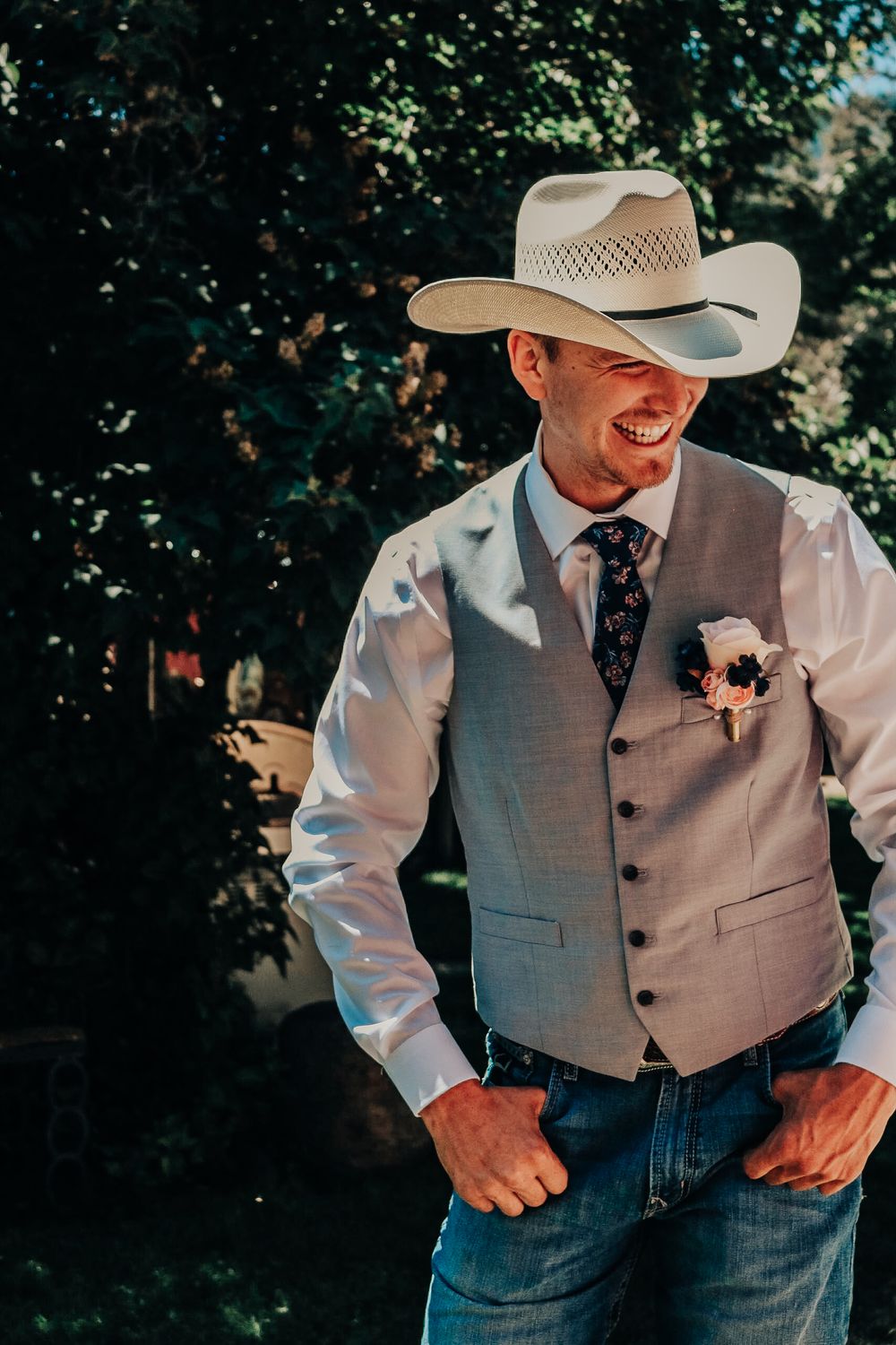 smiling groom before wedding ceremony