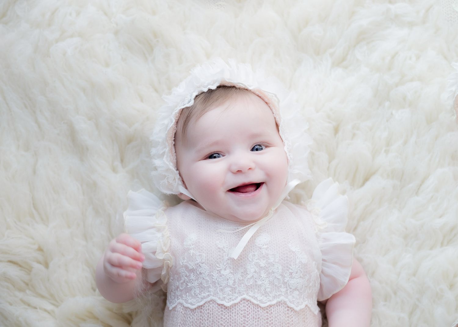 Manchester Cheshire maternity baby children family photo session Cozimoment portraits studio