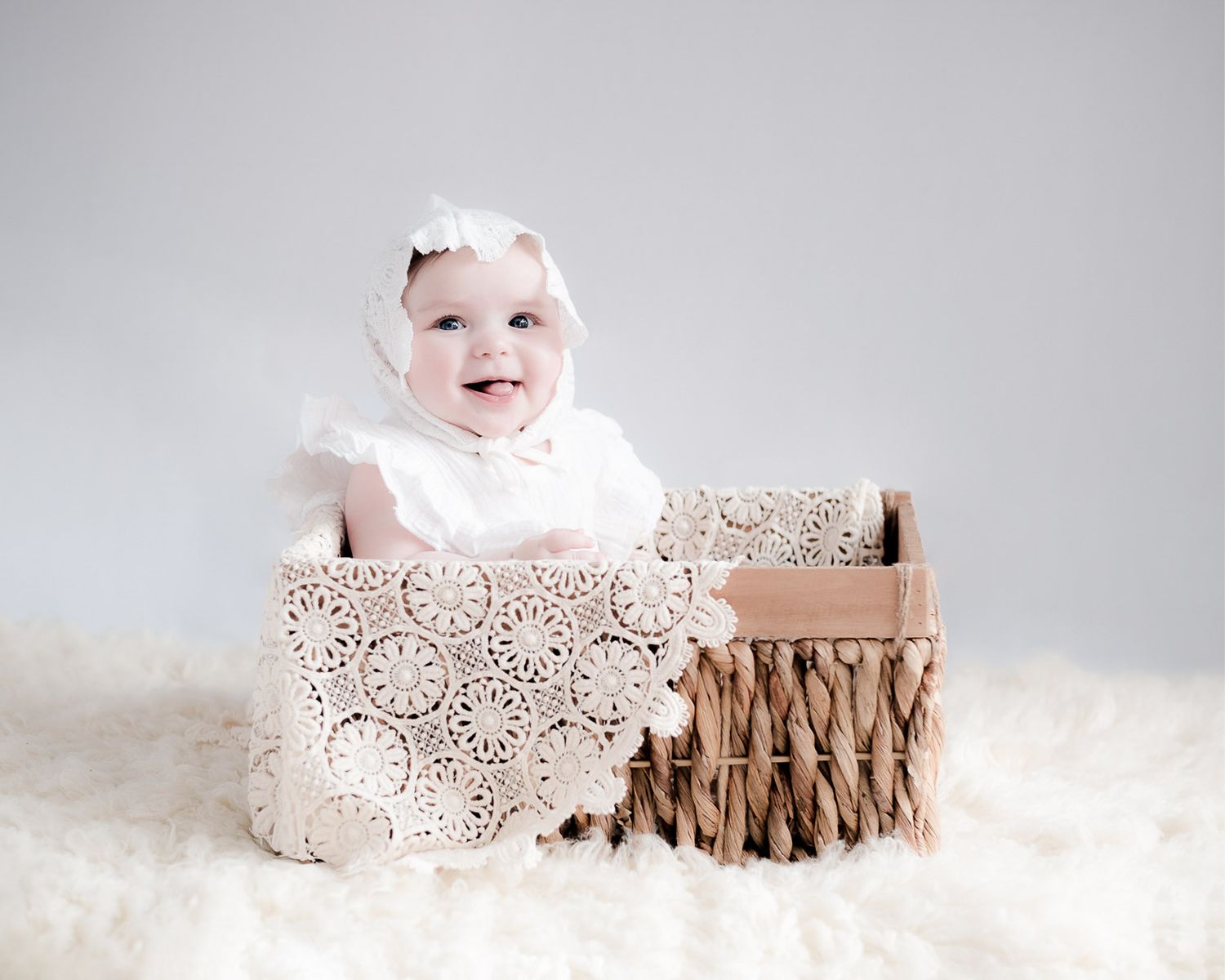 Manchester Cheshire maternity baby children family photo session Cozimoment portraits studio