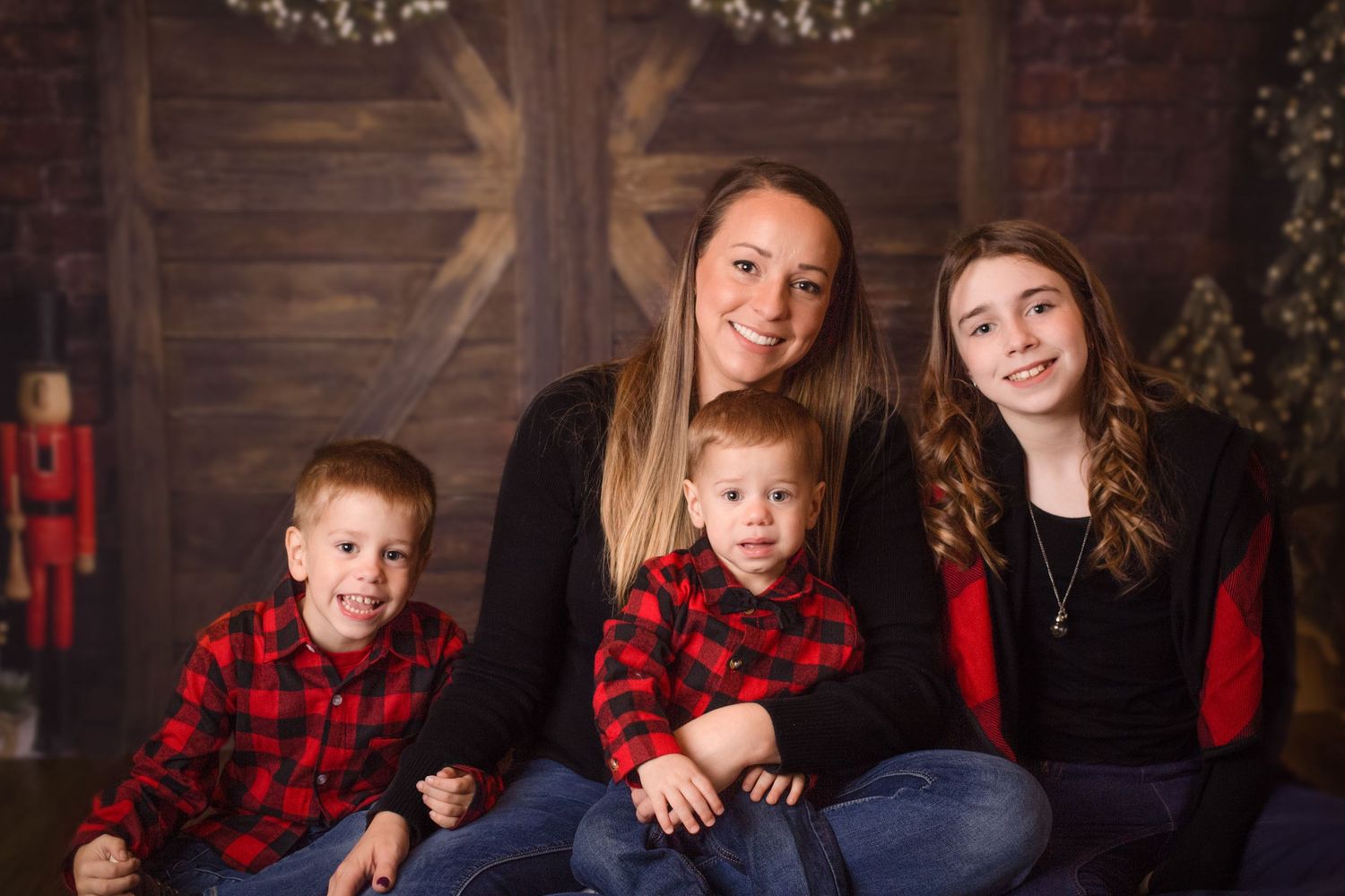 Mother's Day 2021. Smile On Photography. Milton Photographer - Motherhood, Newborn. Newborn Photography