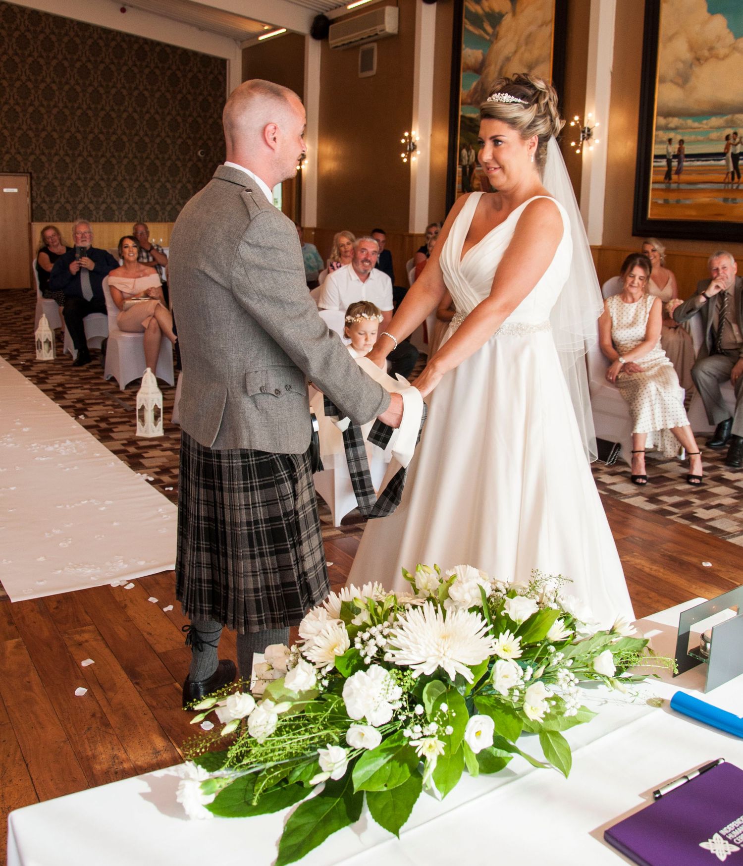Bridal moments, Wedding, Glasgow wedding photographer, Bishopbriggs, Eagle Lodge