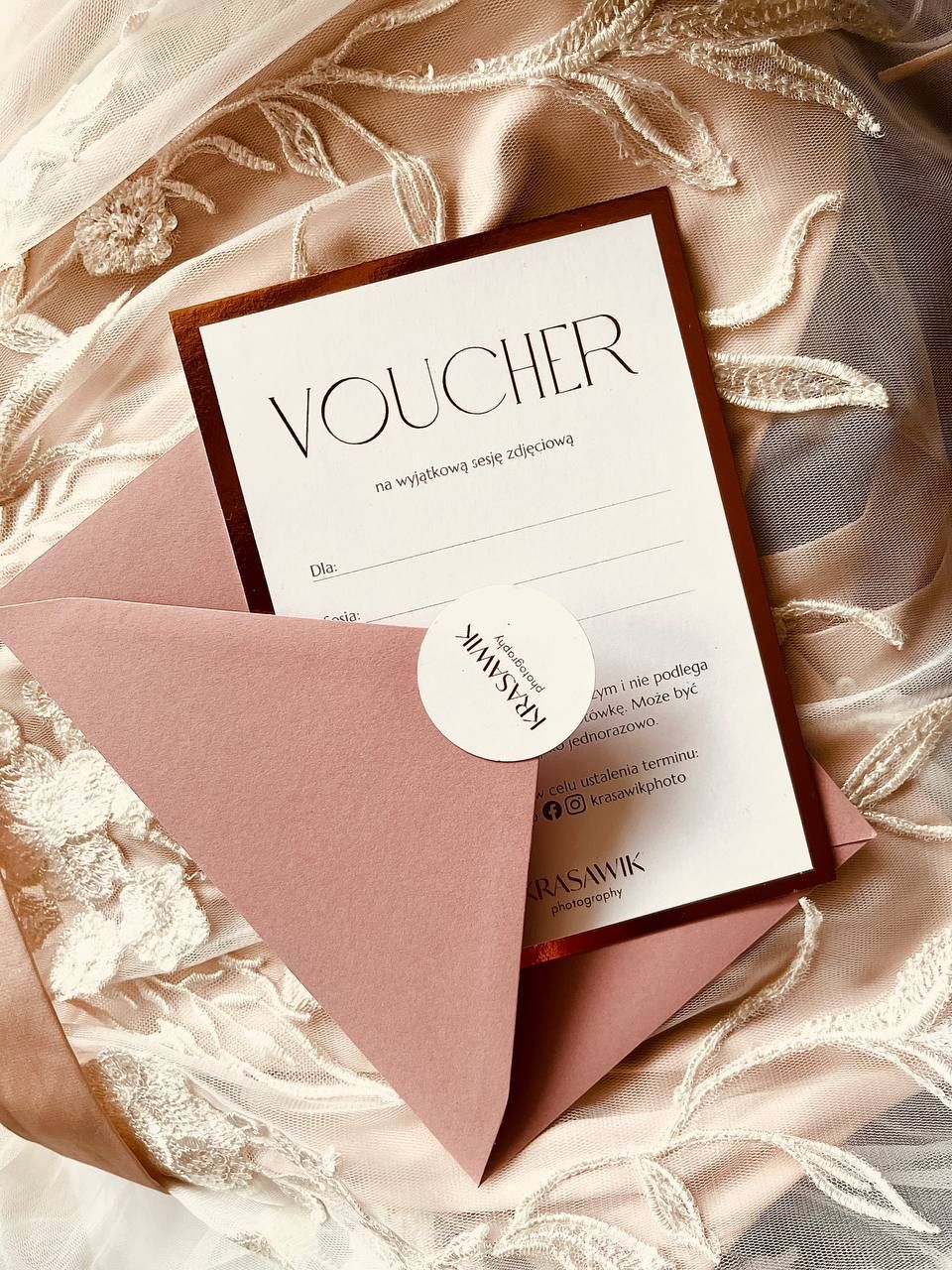 Voucher na sesję zdjęciową Chełm – prezent na wyjątkową okazję

Bon podarunkowy na sesję Chełm – elegancki prezent dla bliskiej osoby