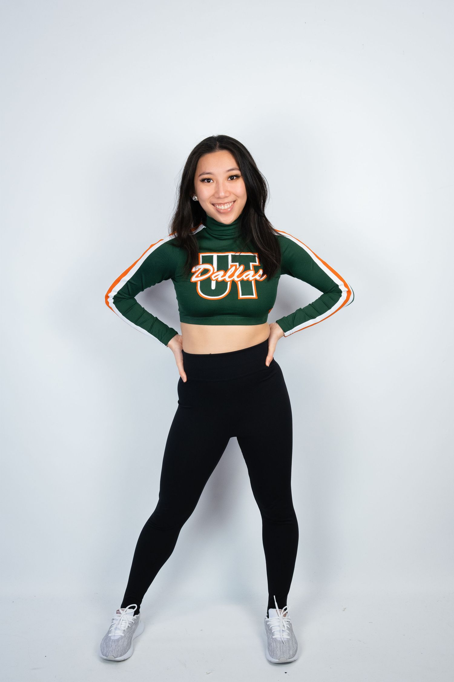 Professional Cheerleader Portraits in Dallas, Texas by Award-Winning Photographer Eric Aaberg.
