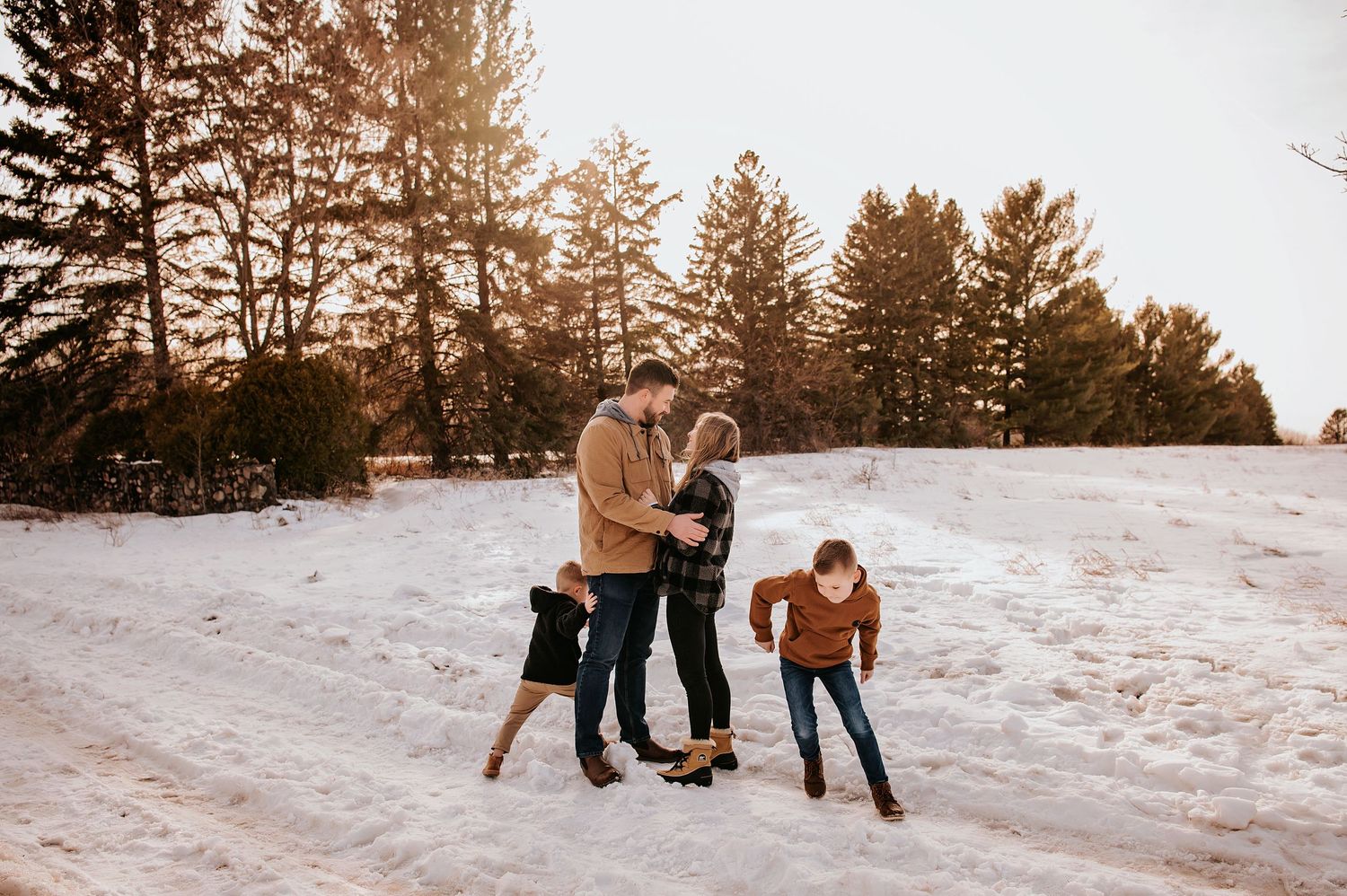 winter candid family