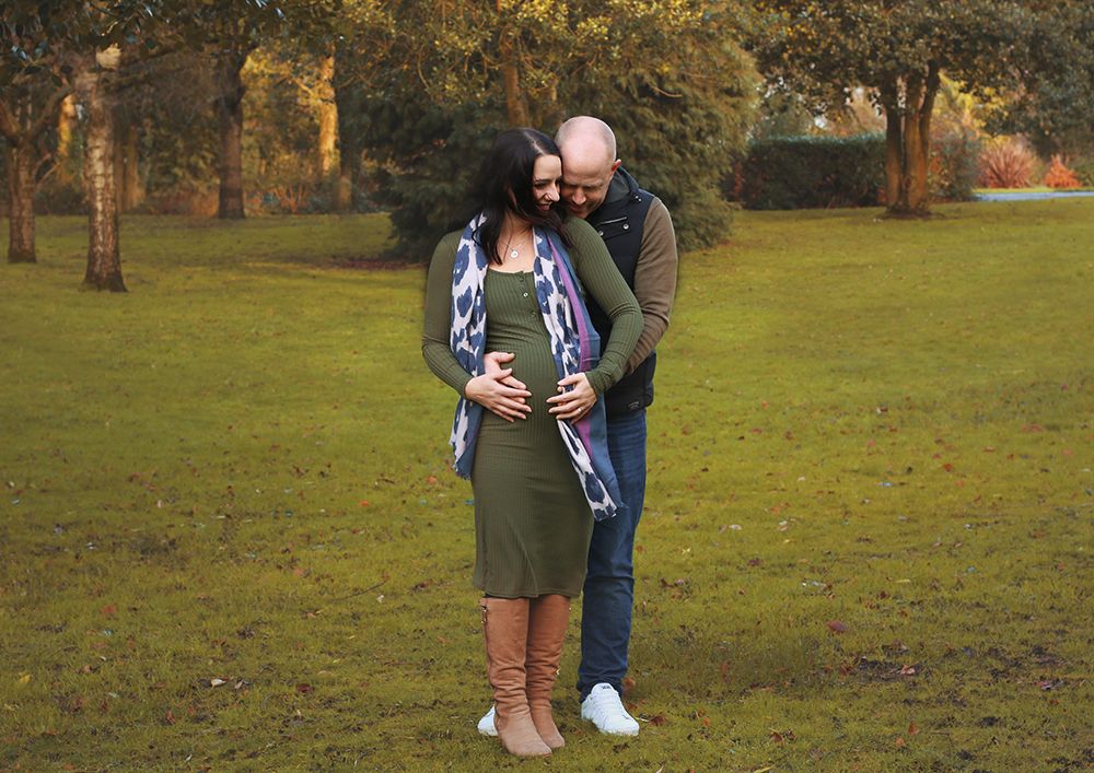 Maternity Session Outdoor Autumn. Newborn Photographer Tameside