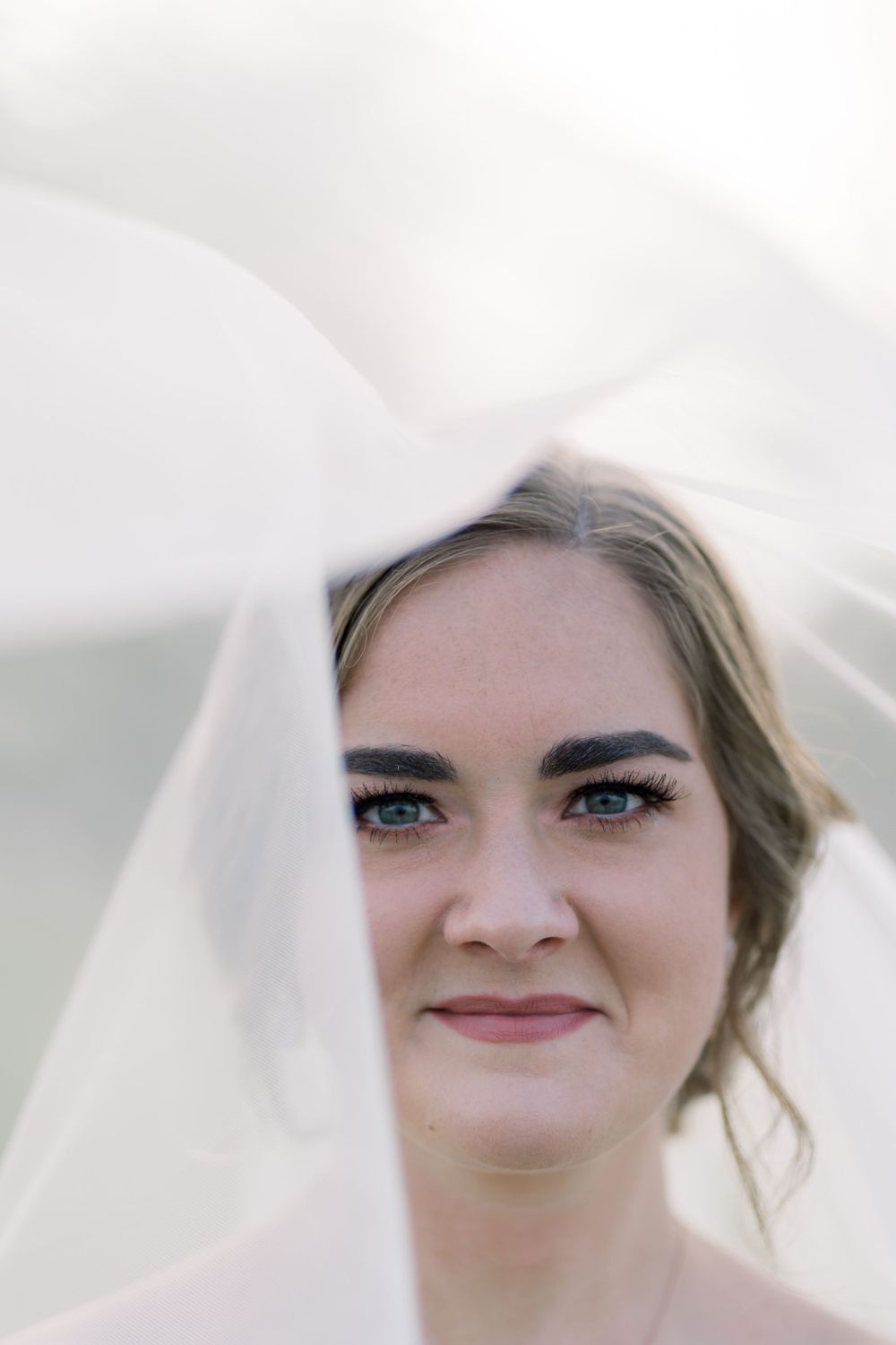 bride under the veil, mississippi wedding videography