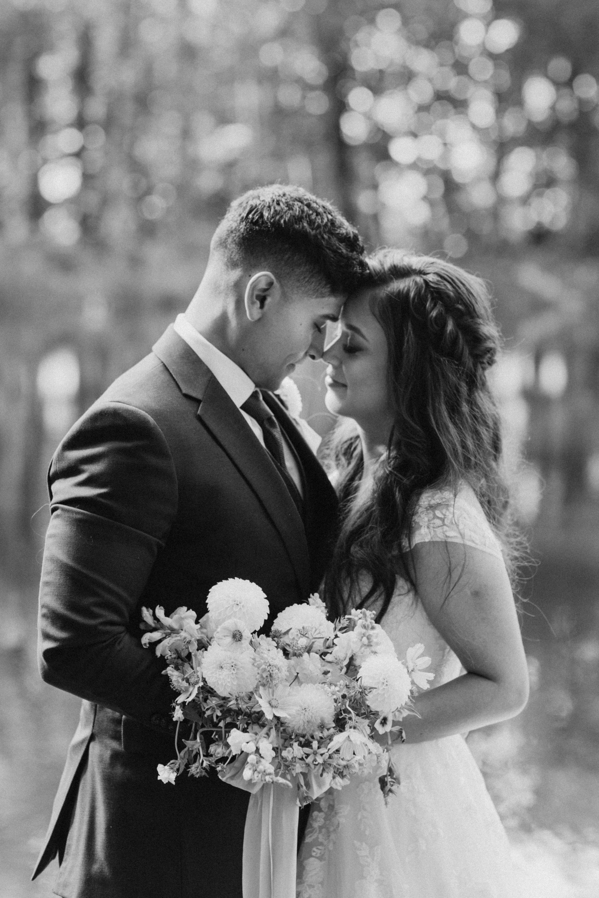 Bridal Veil Lakes, Columbia River Wedding Liz + Julio Lauren