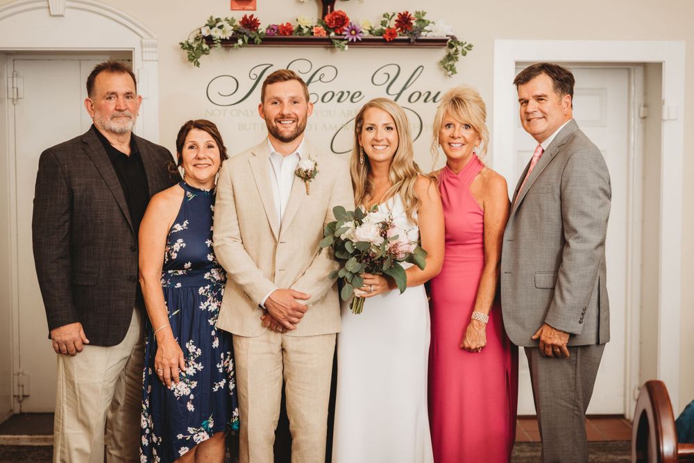 Bridal party picture courthouse wedding downtown annapolis