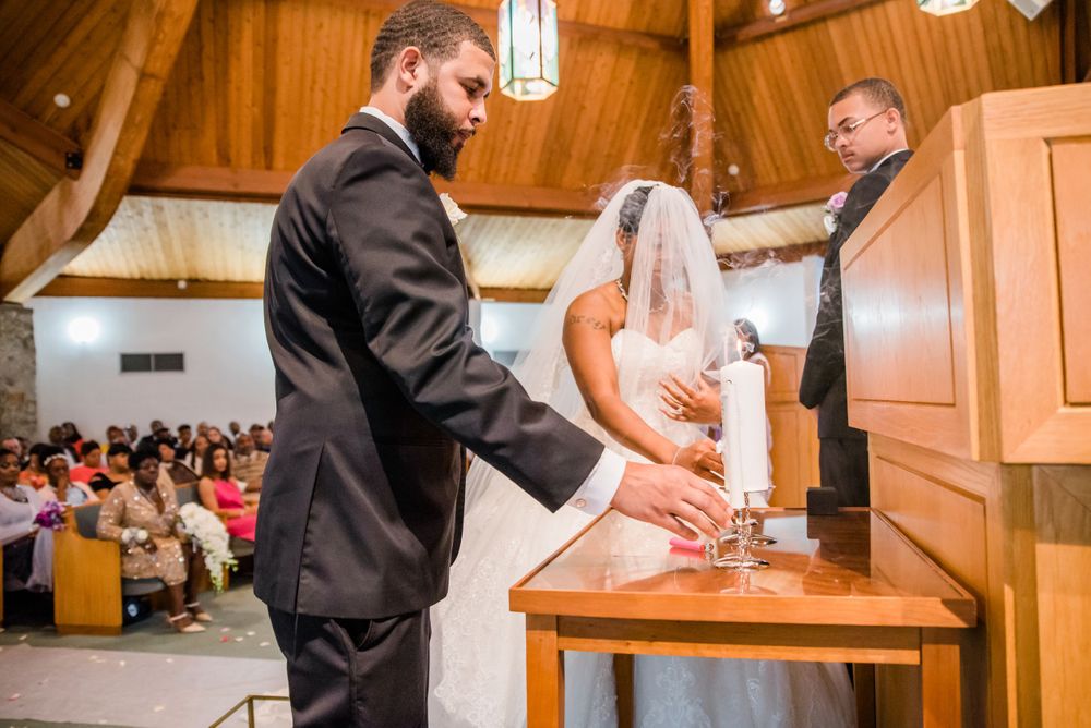 bride and groom wedding ceremony