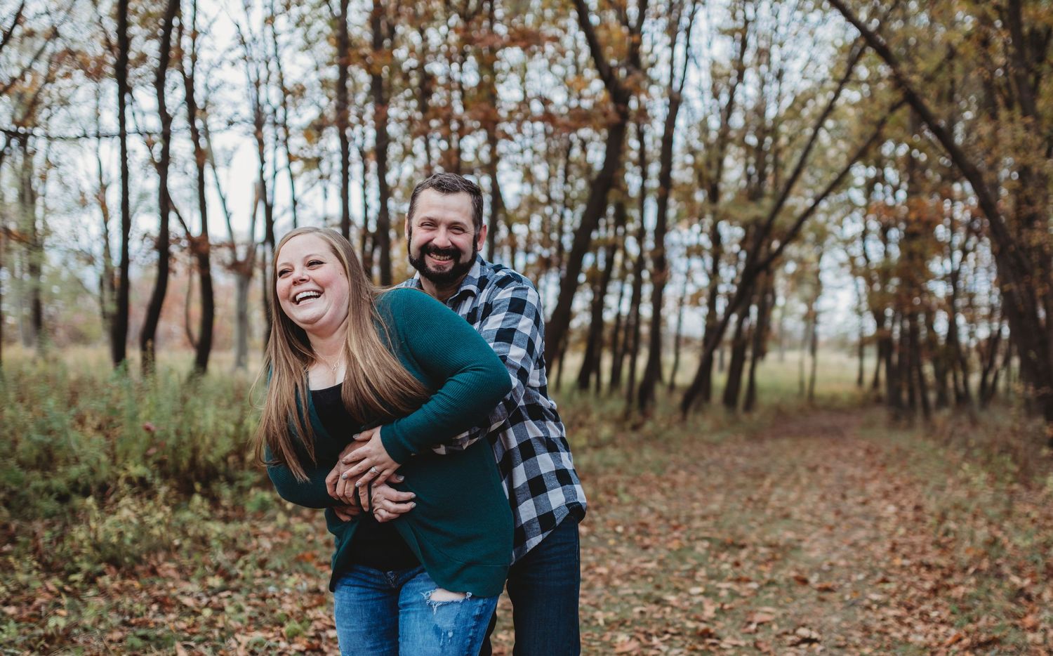 engagement photography in kent park oxford Iowa sage and ivy studio