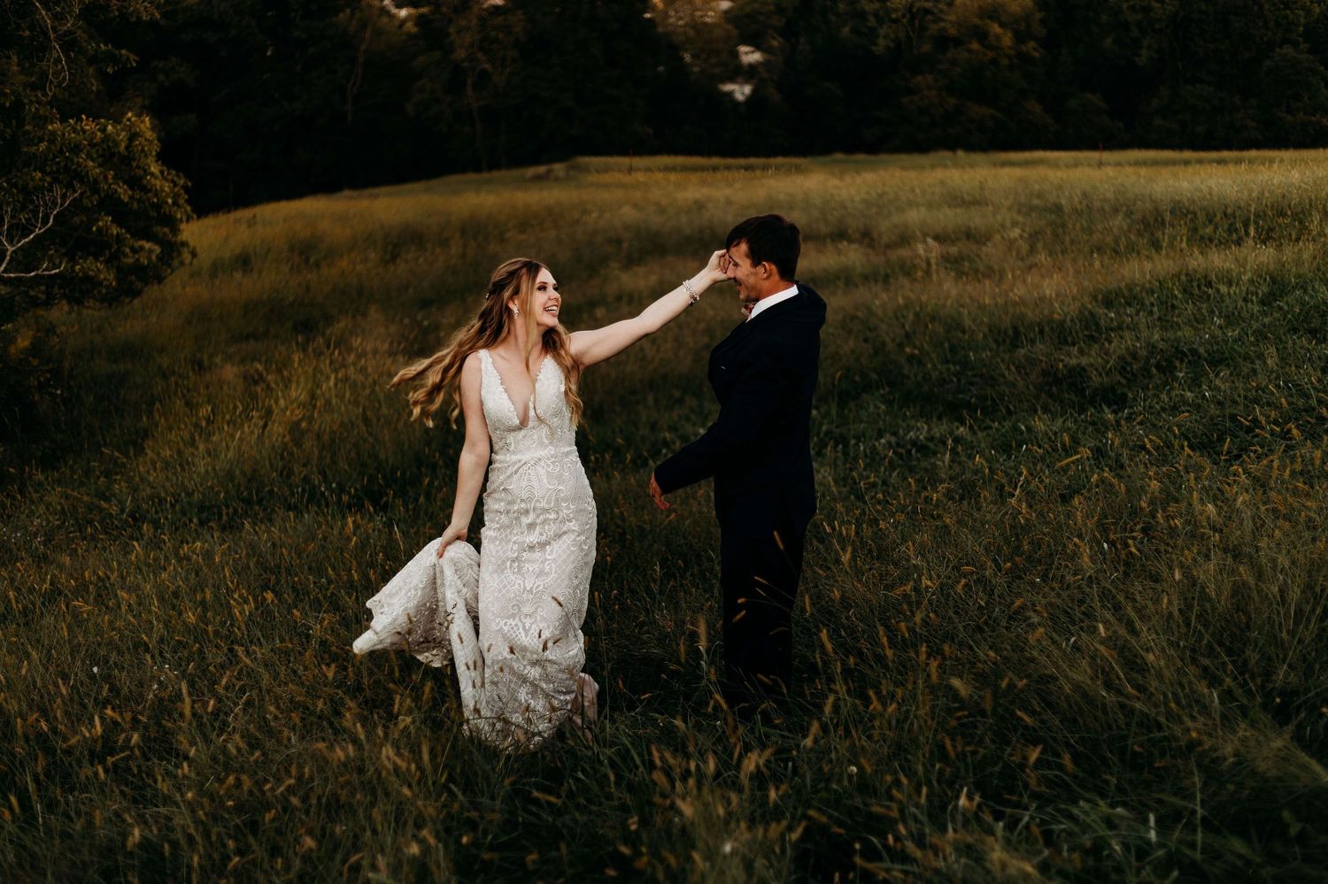 bride and groom wedding photos in cincinnati ohio