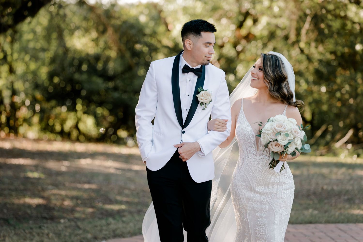 Dallas Fort Worth Wedding Photographers, DFW Bridal Photographers, Fort Worth Engagement Photographers