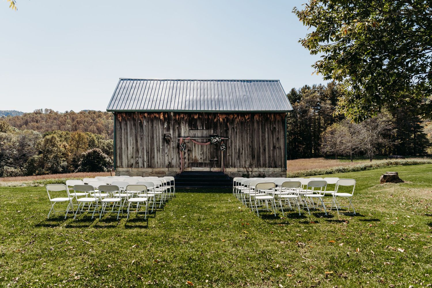 Ceremony at Bailey Barns Venue in Fairview, WV | Bailey Barns Venue in Fairmont, WV | Wedding Photographer in Fairmont