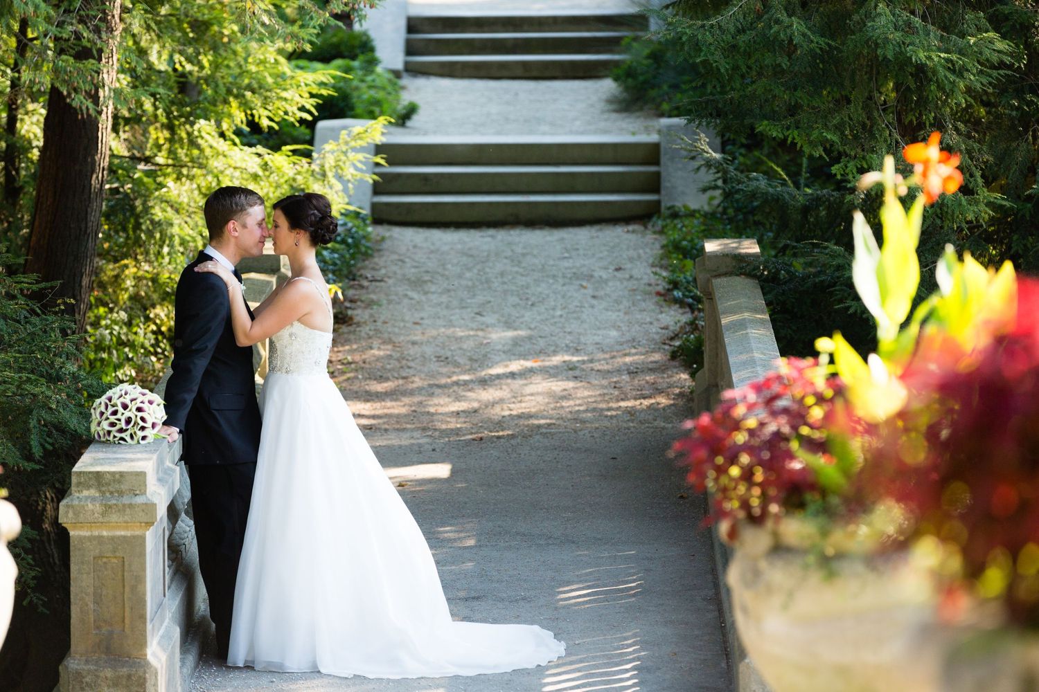 A beautiful Jewish wedding inside Newfields