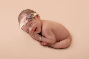 #newbornphotoshoot #newbornbaby #newbornphotography #newbornsession #newbornphotographyinwigan